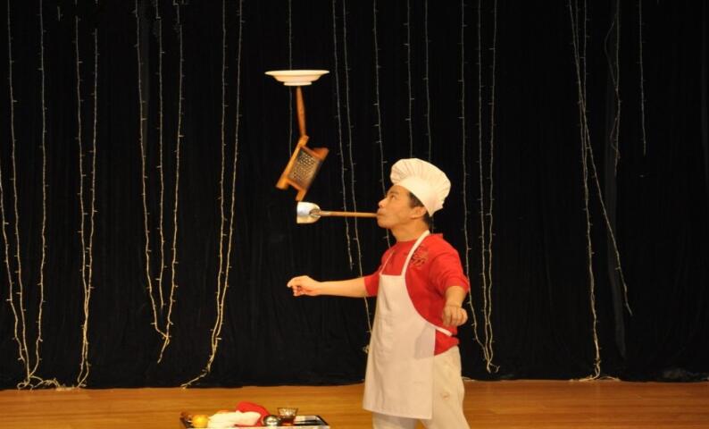  年會(huì)節(jié)目_快樂炊事員