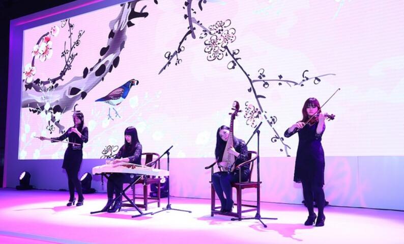 年會(huì)節(jié)目 | 女子水晶樂(lè)坊